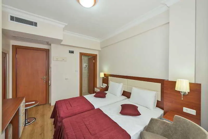 La Garden Hotel Istanbul 3*,